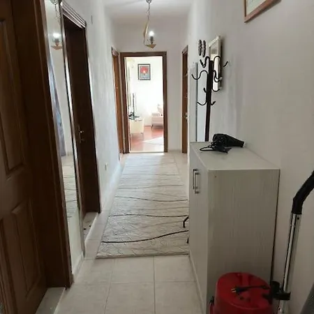 2+1 Deniz Manzarali Akin Apart Apartman